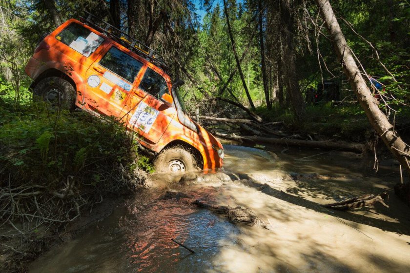 УАЗ Патриот трофи