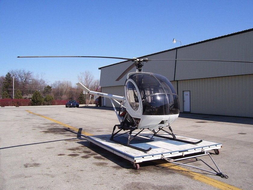 Вертолёт Schweizer 300cb