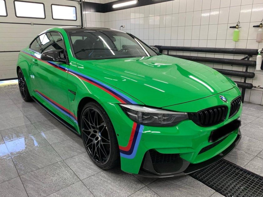 BMW m4 Green