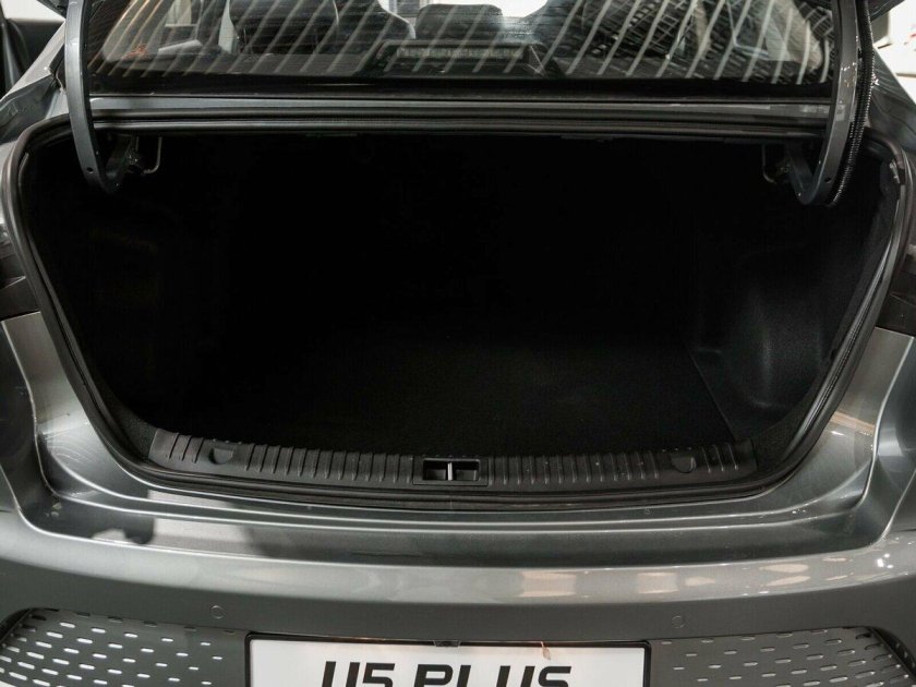 BAIC u5 Plus багажник