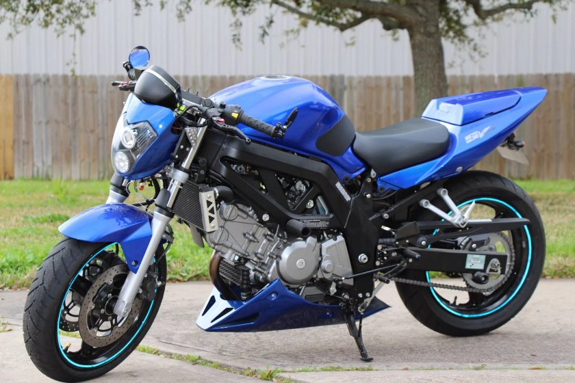 Suzuki sv650 2001г