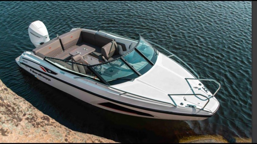 Quicksilver Flamingo 530