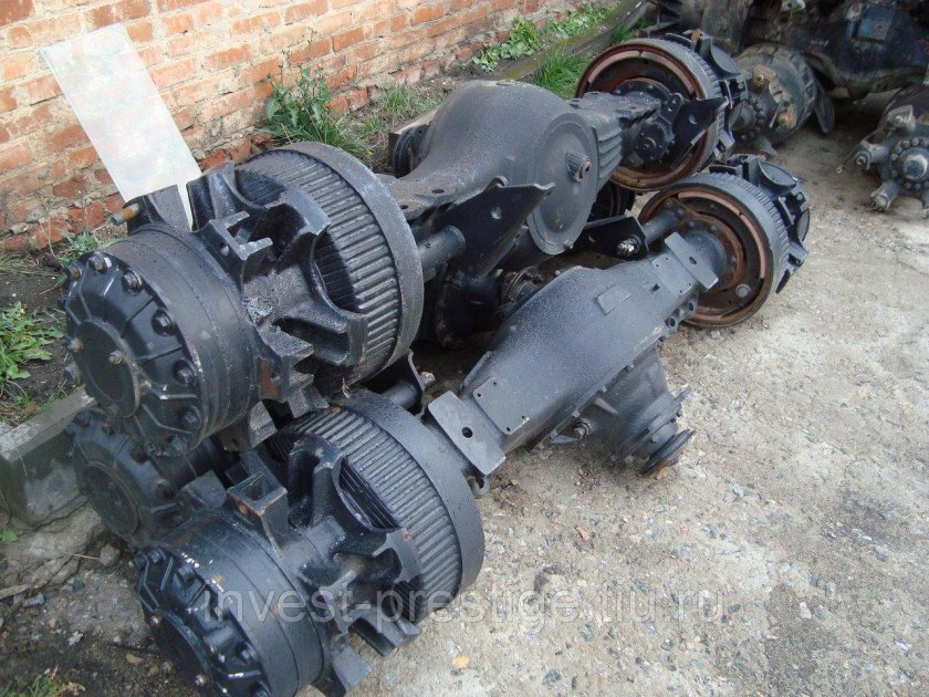 Задний мост МАЗ 555102