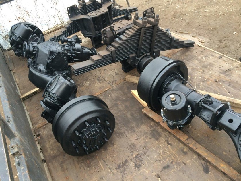 Задний мост КАМАЗ 43118 задний