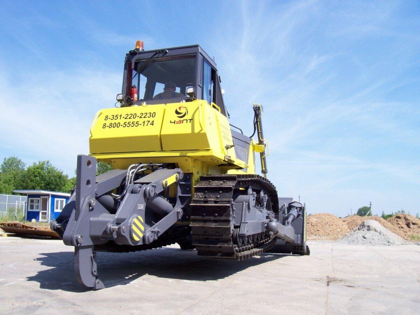 Бульдозер ЧТЗ-УРАЛТРАК б10м