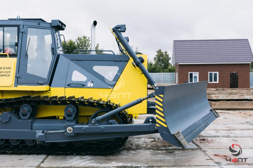 Бульдозер т10 с корчевателем