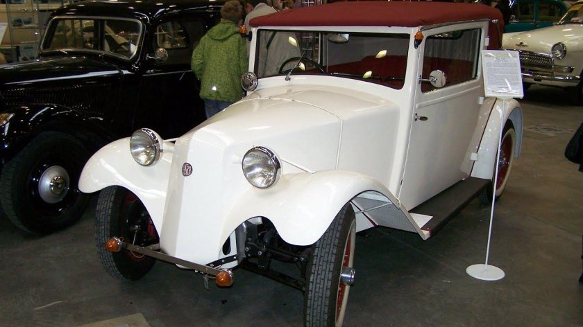 Tatra 57