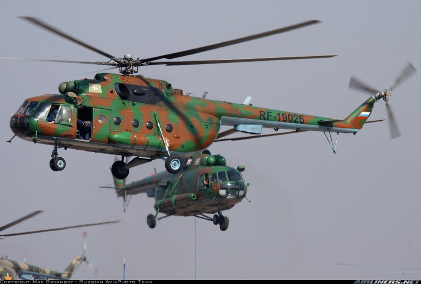 Пограничный вертолет ми-8