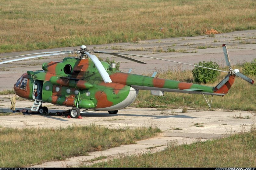 Ми-8 вертолёт