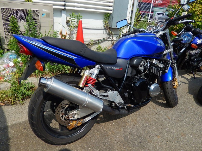 Honda cb400sf
