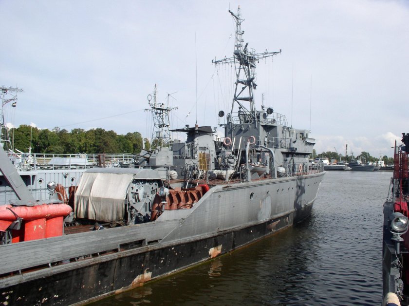 1265 Яхонт базовый тральщик