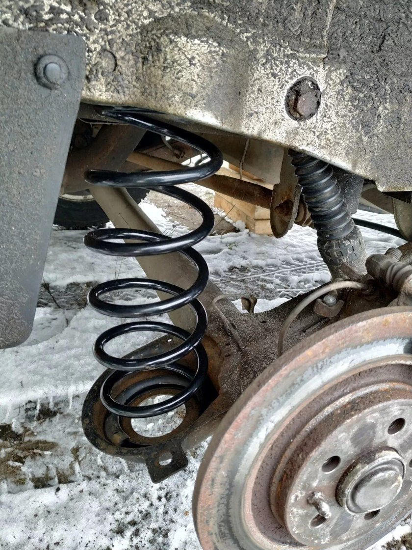 Задние пружины Пежо 308