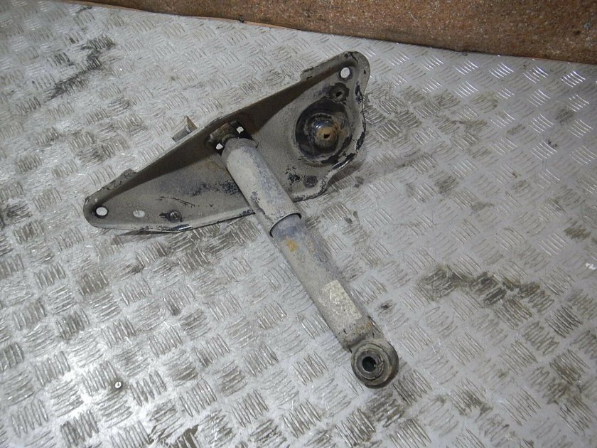 Задний амортизатор Пежо партнер b9