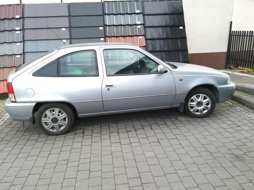 Дэу Нексия 1 хэтчбек