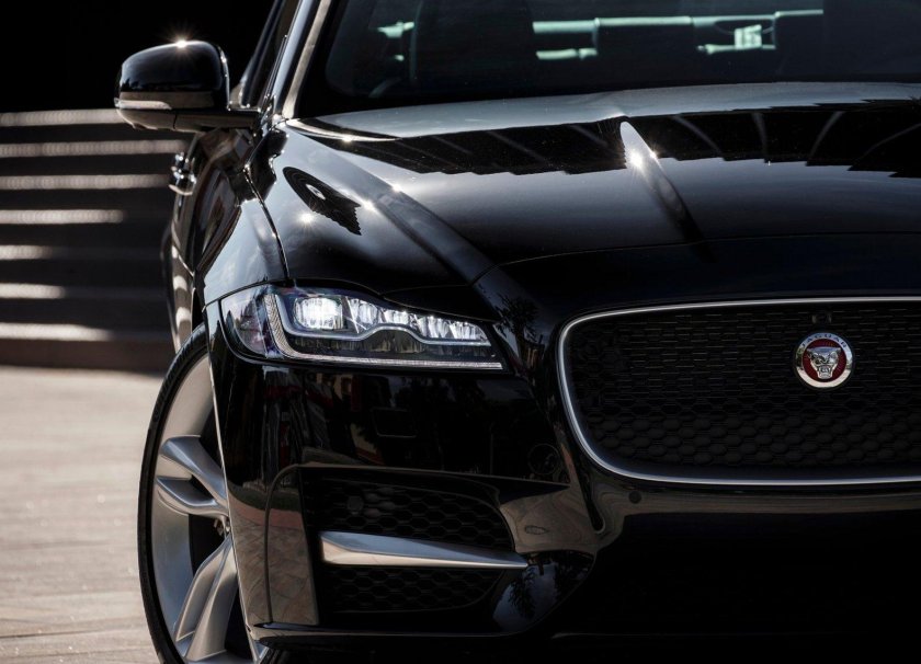Ягуар XF 2016 черный