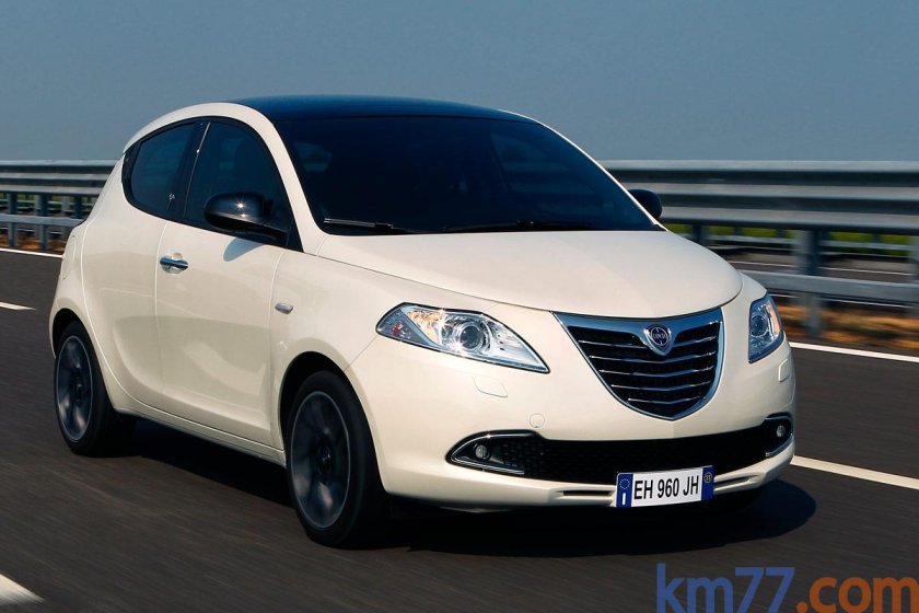 Лянча хэтчбек