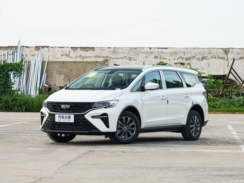 Geely минивэн 2022