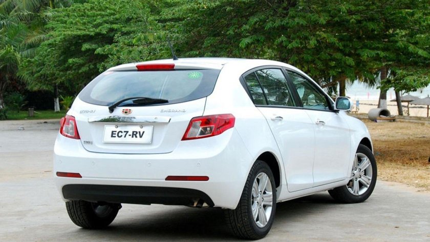 Geely Emgrand ec7 хэтчбек