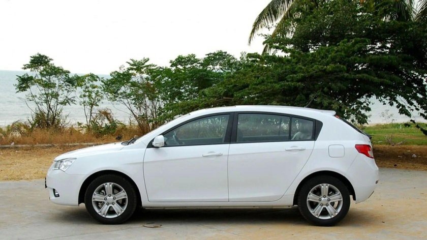 Geely Emgrand ec7 хэтчбек