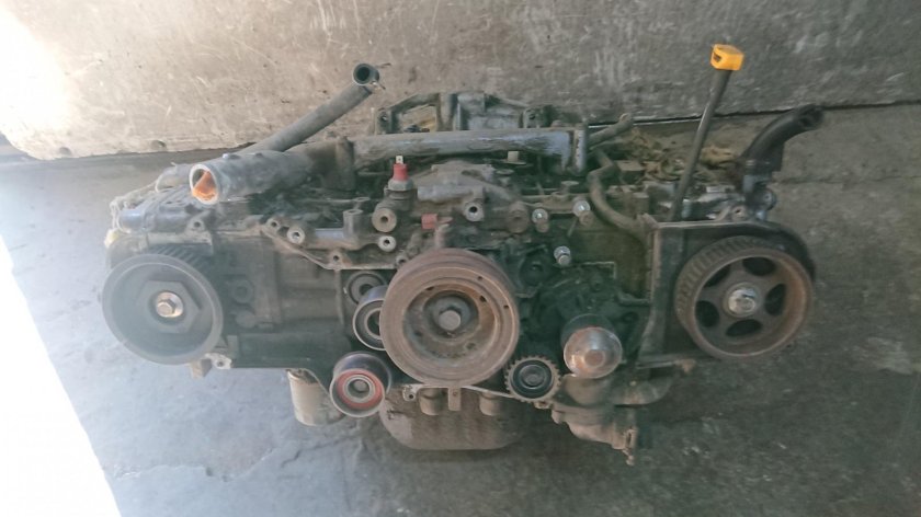 Двигатель ej201