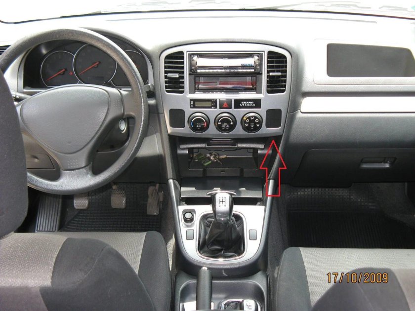 Suzuki Grand Vitara 2003 салон