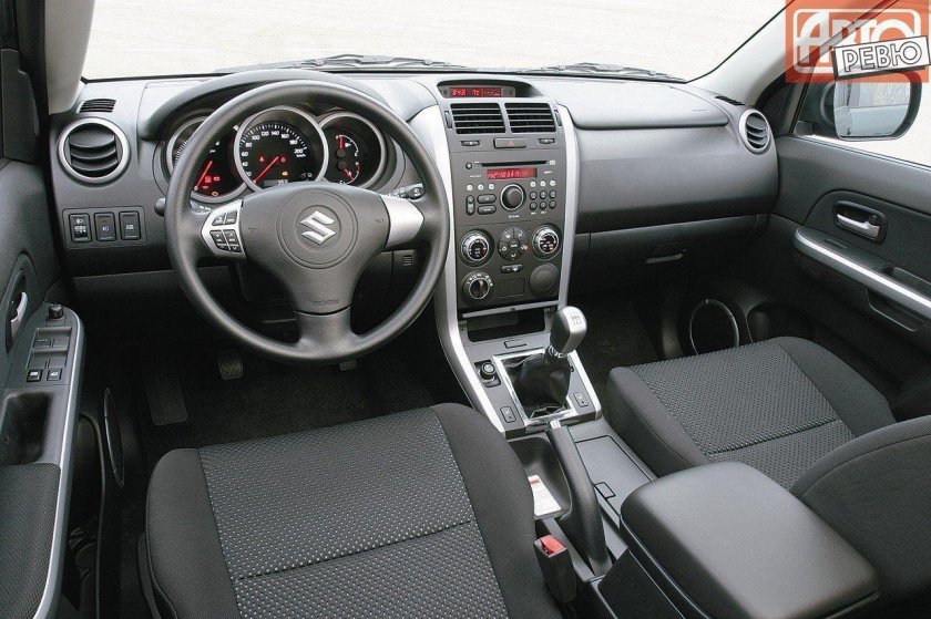 Suzuki Grand Vitara 2007 салон