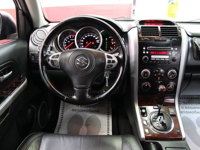 Гранд Витара 2008 салон