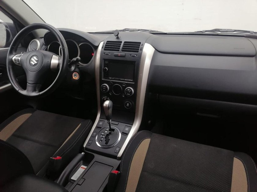 Suzuki Splash салон