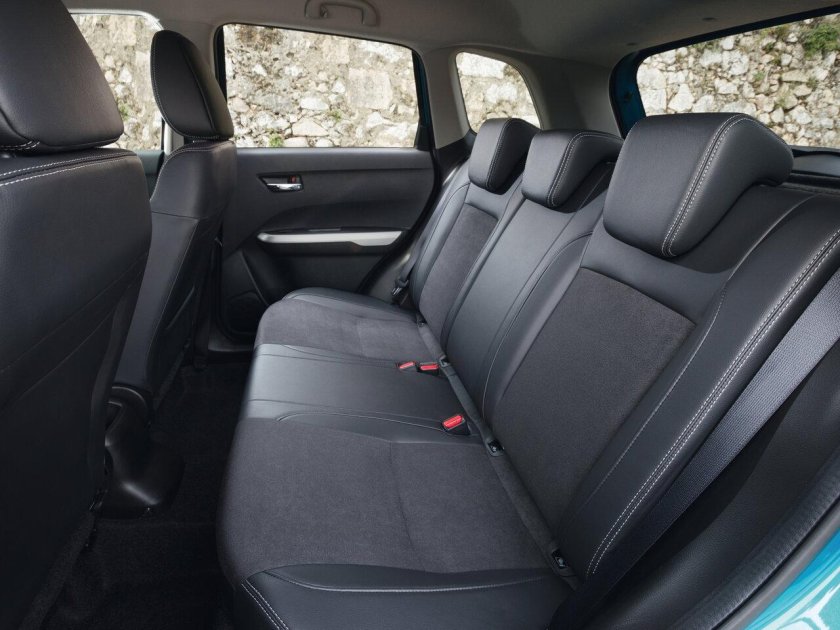 Сузуки Гранд Витара 2016 салон