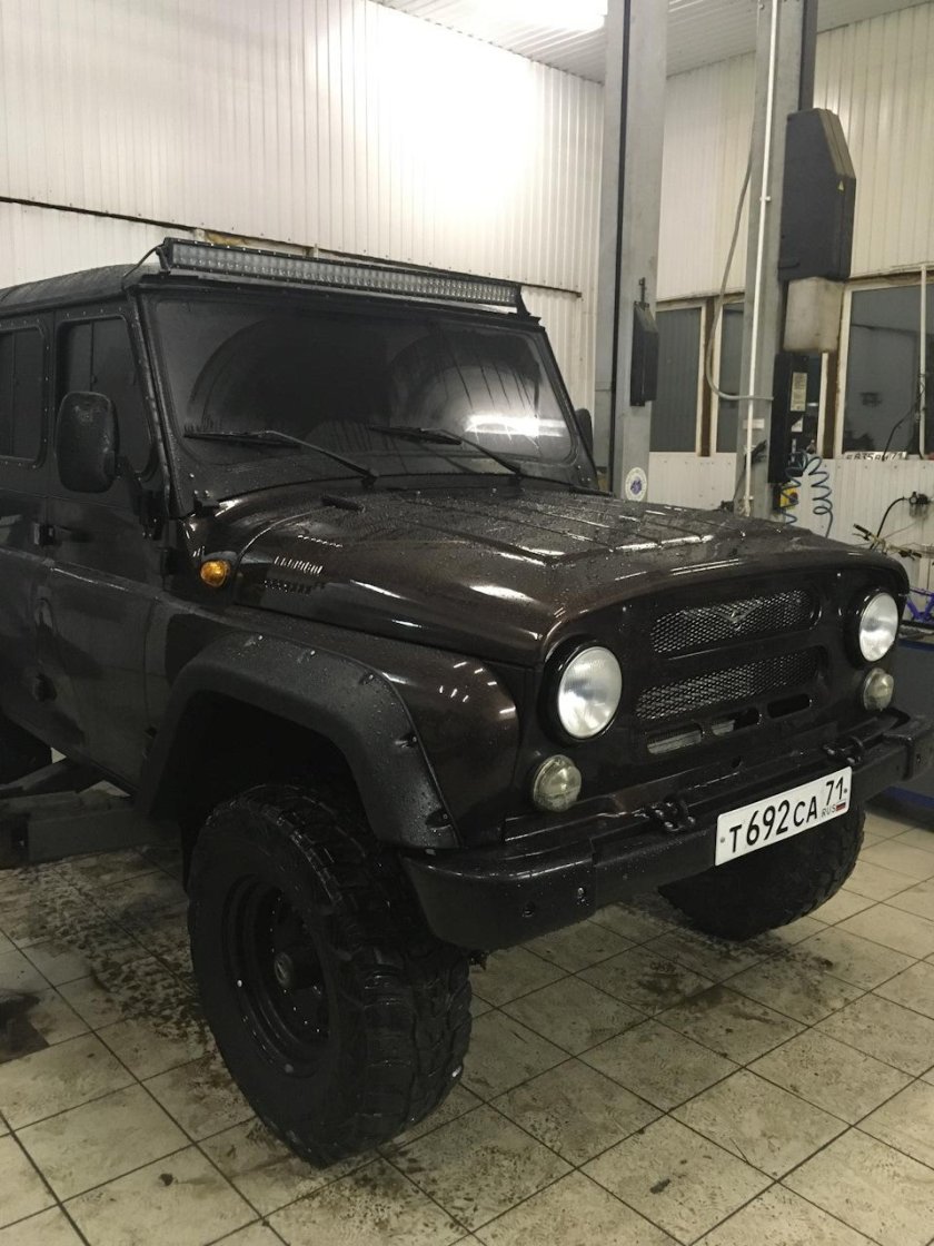 УАЗ 469 черный