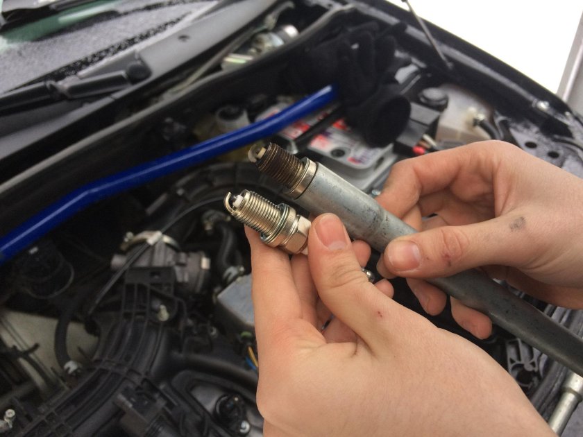 Свеча зажигания