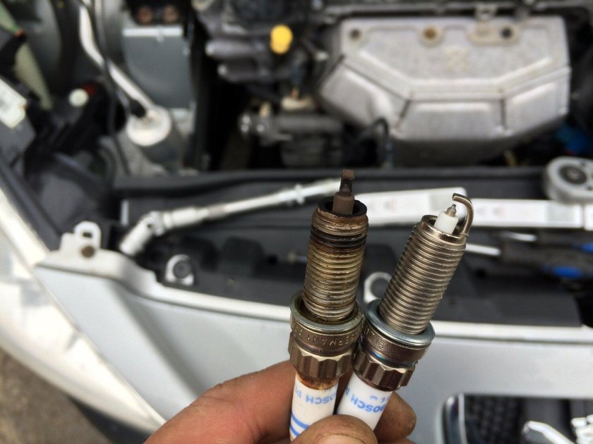 Свеча иридиевая Пежо 308