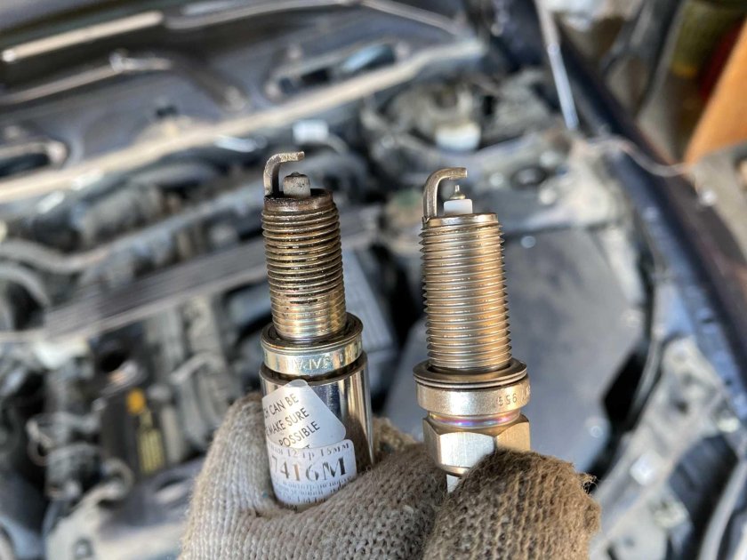 Замена свечей зажигания BMW