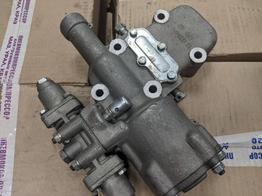 Механизм переключения делителя КАМАЗ 5320