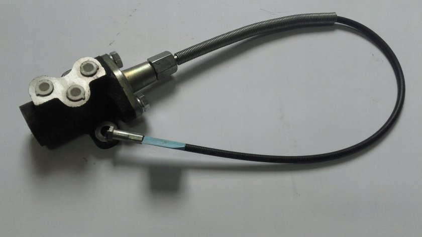 Клапан делителя КАМАЗ 5320