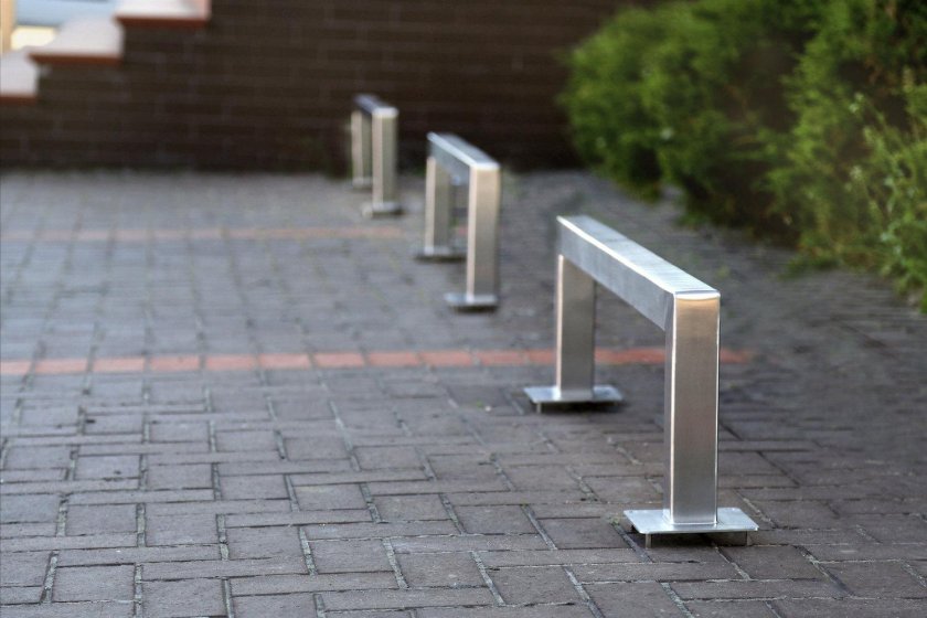 Столбик антипарковочный металлический