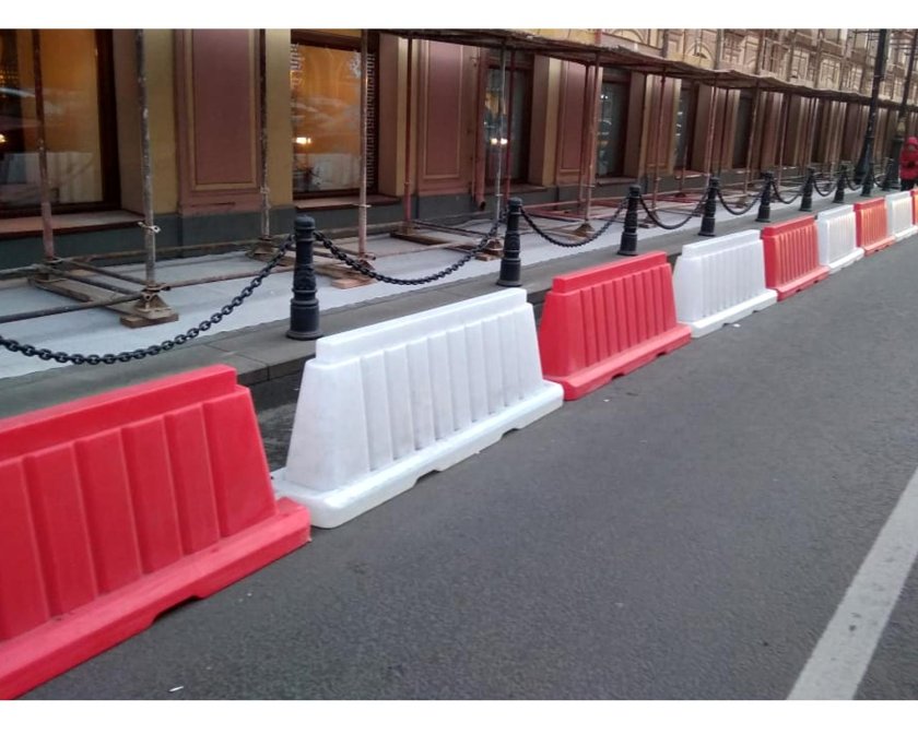 Барьер дорожный водоналивной