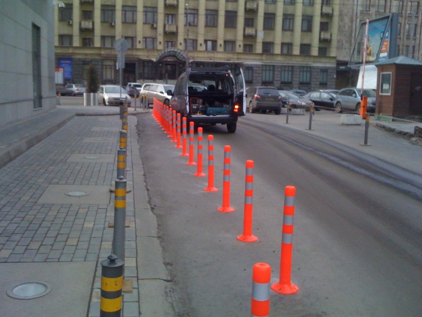 Парковачный столбики бетонируемые