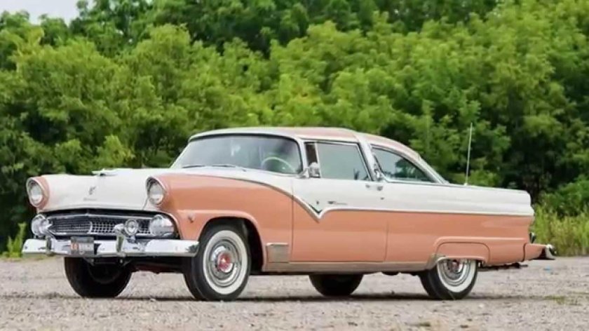 Ford Fairlane 1955