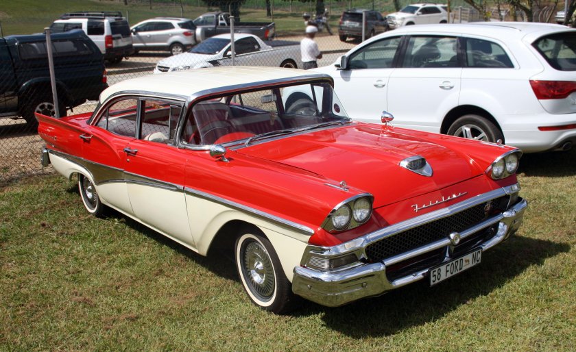 Ford Fairlane 1958