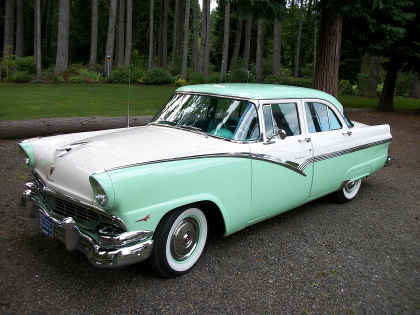 Форд файрлайн 1956