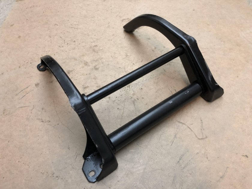 Ось направляющий на лебедку