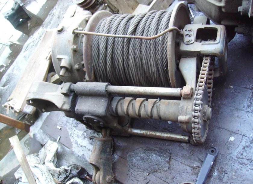 Лебедка Урал 4320