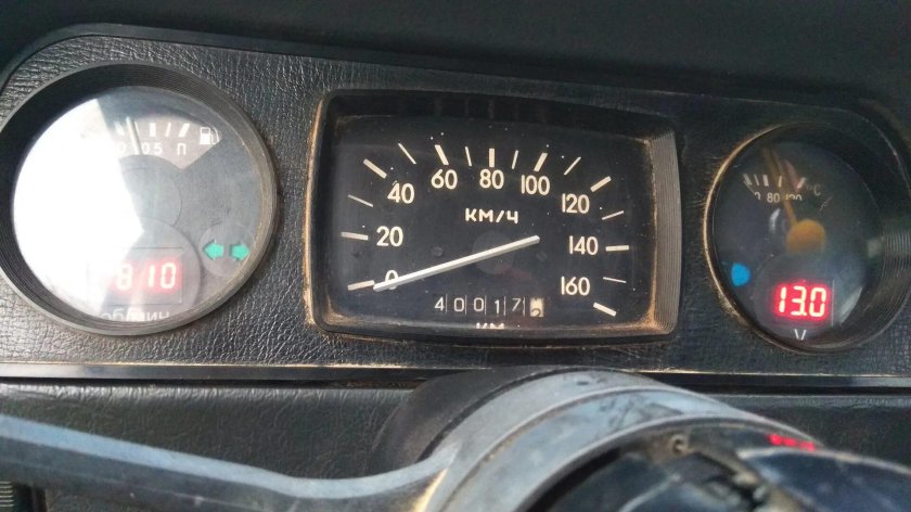 ЗАЗ-968м тахометр