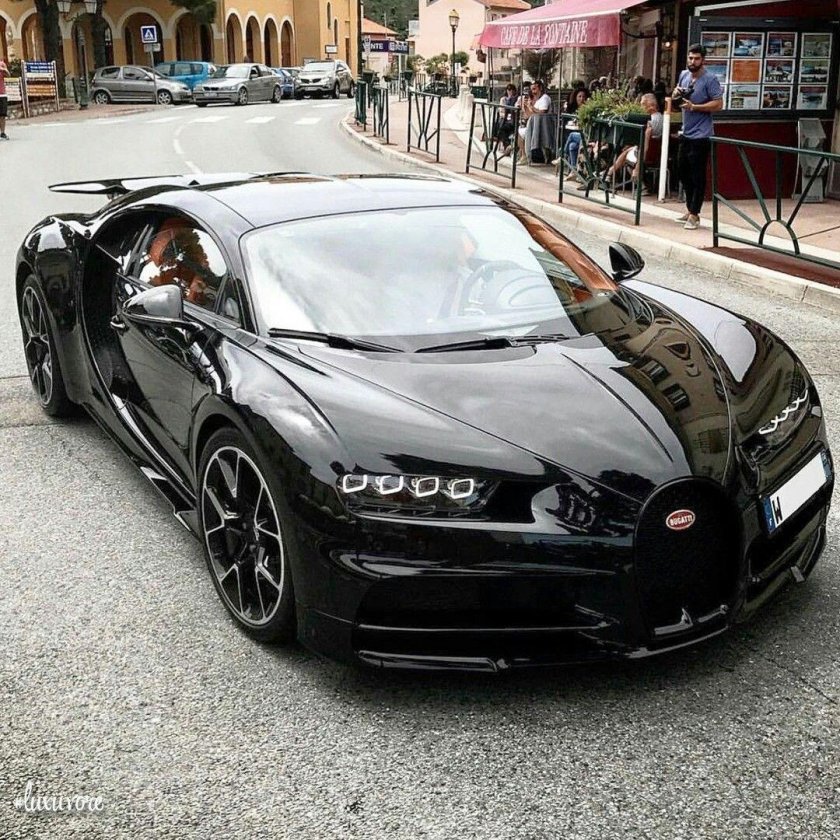 Бугатти Вейрон Chiron