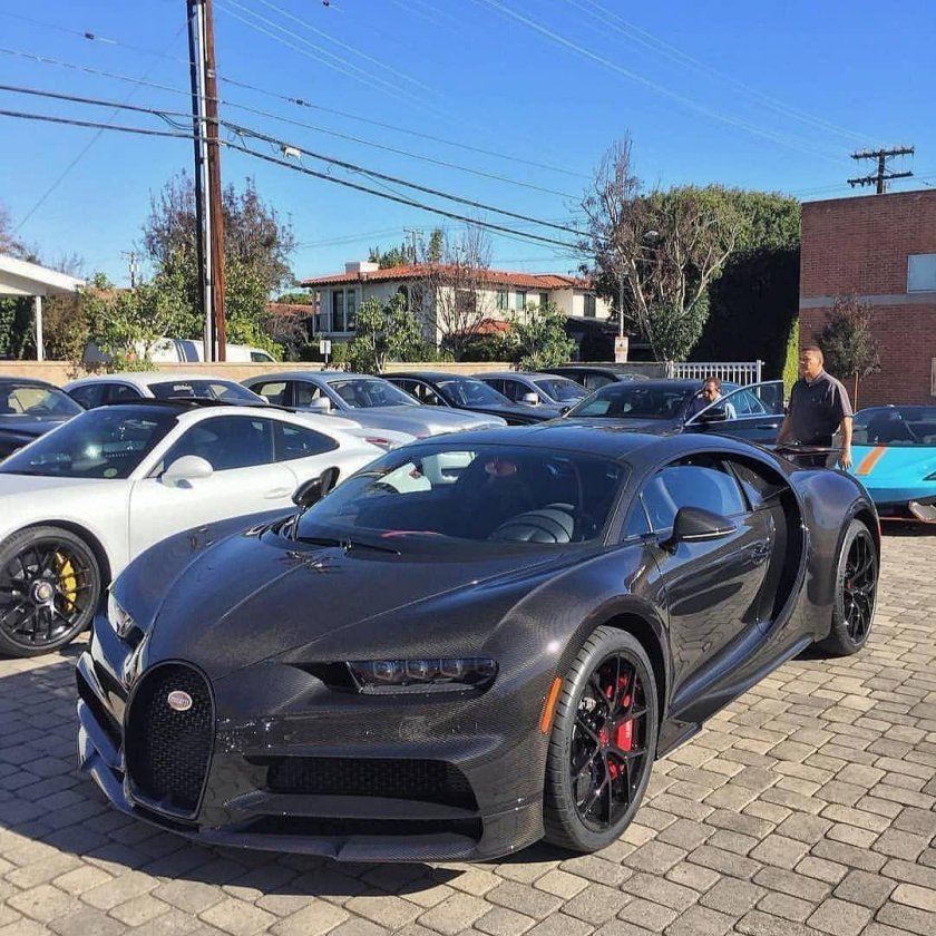 Bugatti Chiron Black Matte