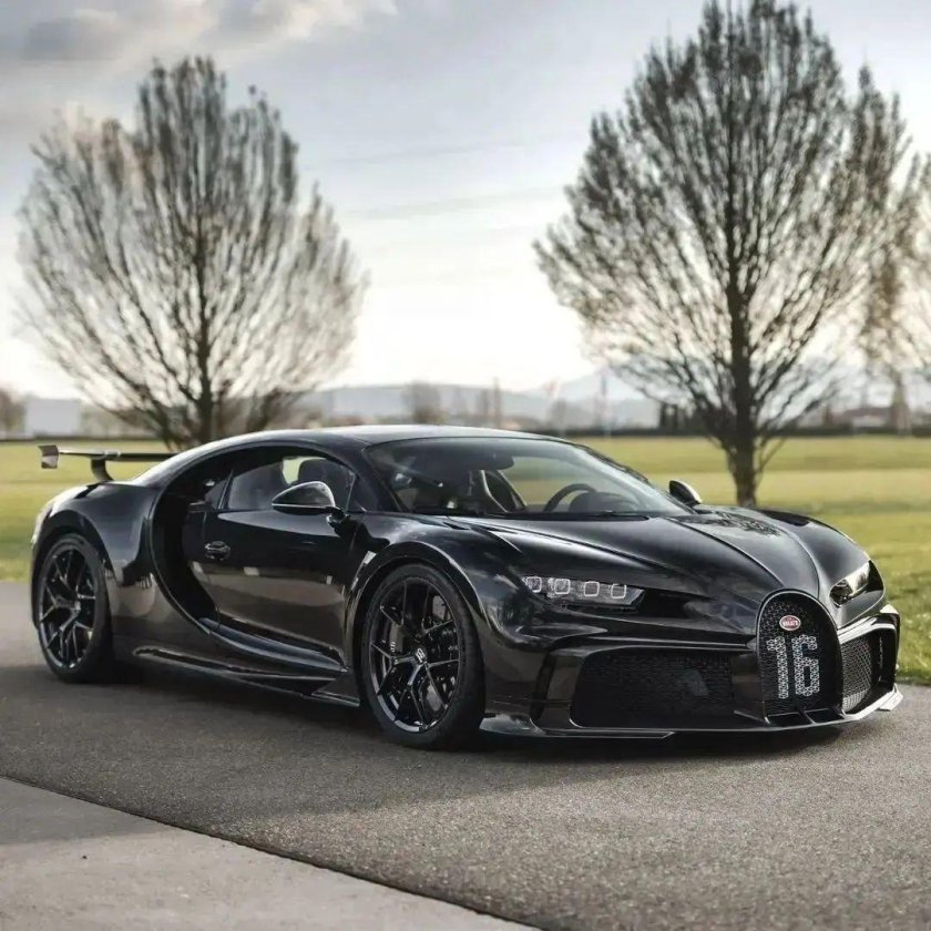 Бугатти ЧИРОН 2021