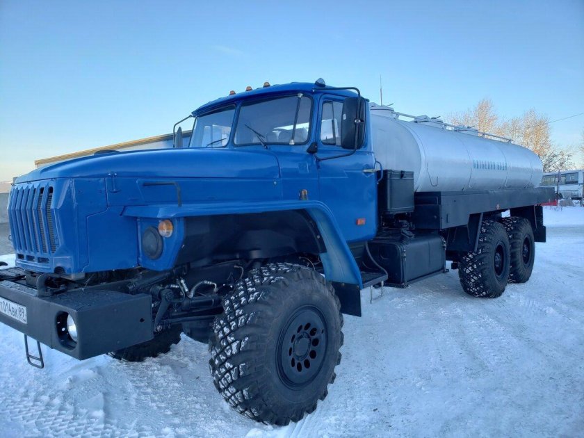 Урал 4320 водовозка