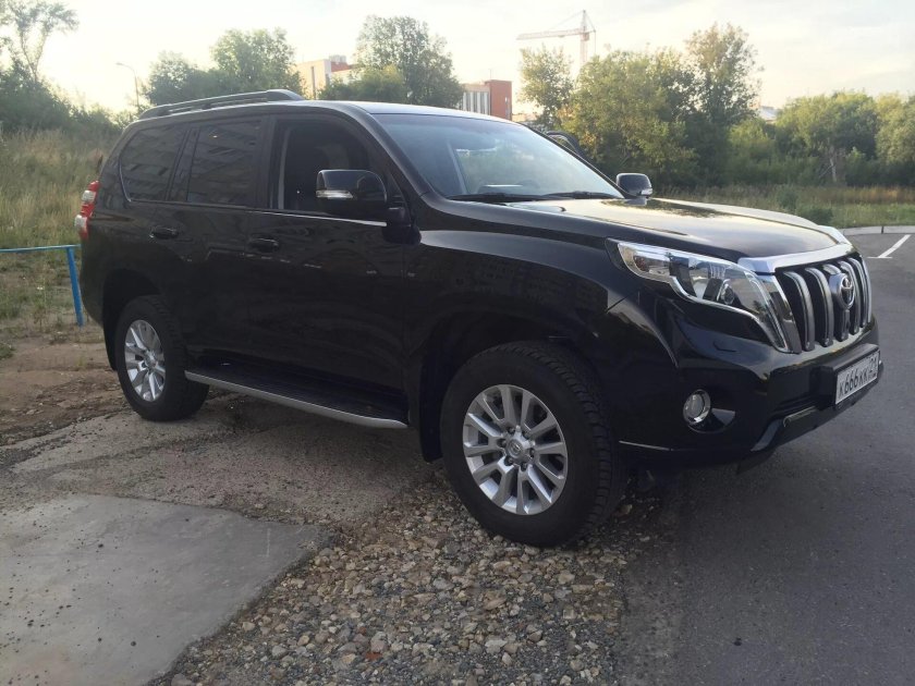 Тойота ленд Крузер Прадо 2015 черный