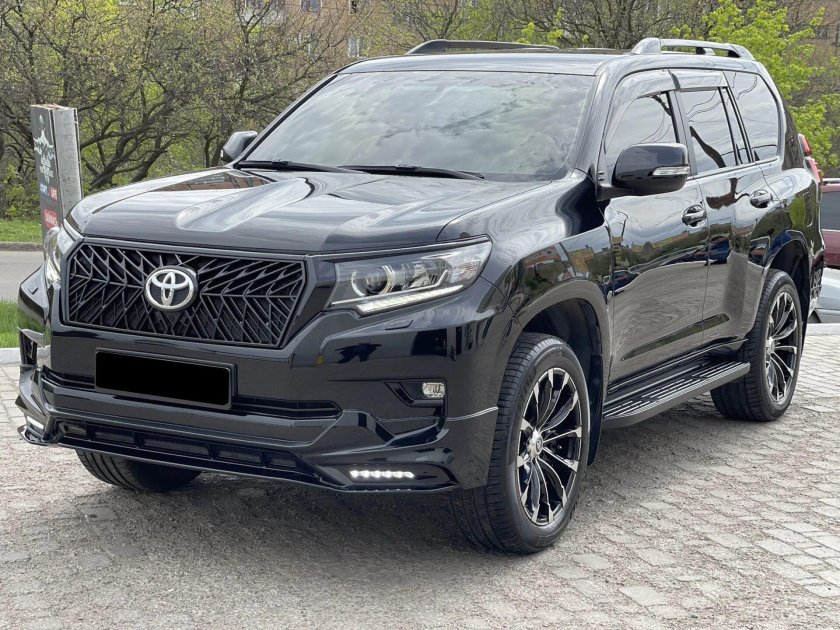 Toyota Land Cruiser 150 2018